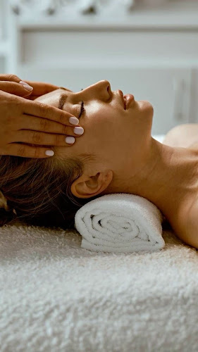 GLOW, Nails, Spa & More by Natasa Paraskevaidou - Ινστιτούτο αισθητικής