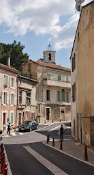 Photo n°4 de Mairie d'Orgon à Orgon (Bibliothèque)