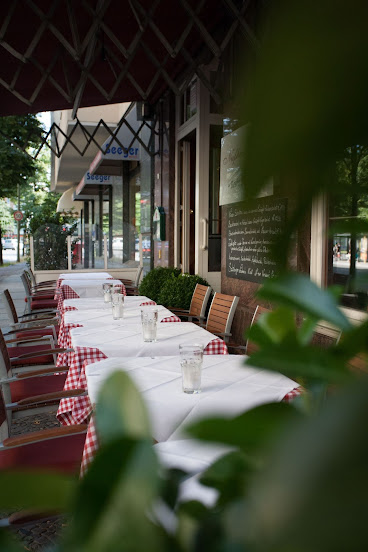 Restaurant Nußbaumerin by null