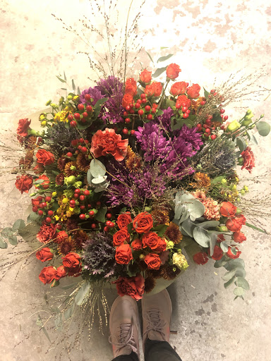 Allards Cityblommor i Södertälje AB
