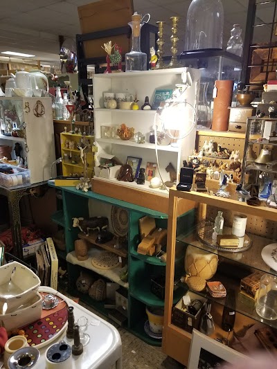 Rhode Island Antiques Mall