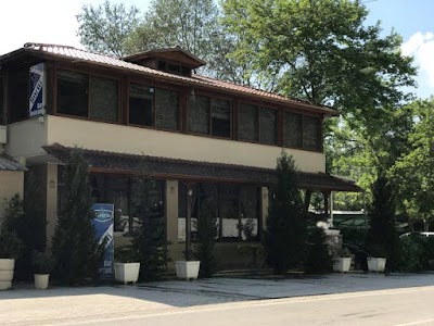 Borni Restorant