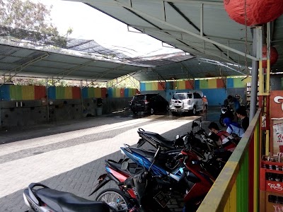 Photos of Warung Makan & Cuci Mobil Dan Motor Busur Eco