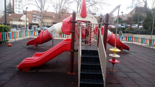 Zona infantil del Parque de Adolfo Suárez