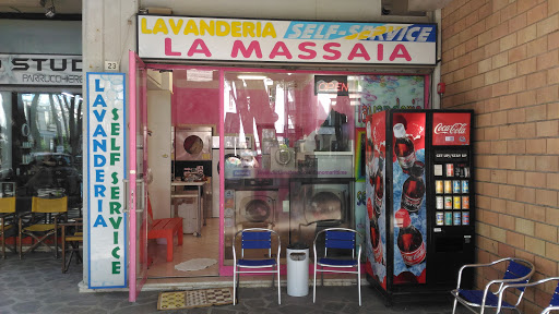 Lavanderia Self Service La Massaia