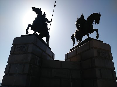 Photos of Саурық жəне Сұраншы батырлар мемориалдық кешені