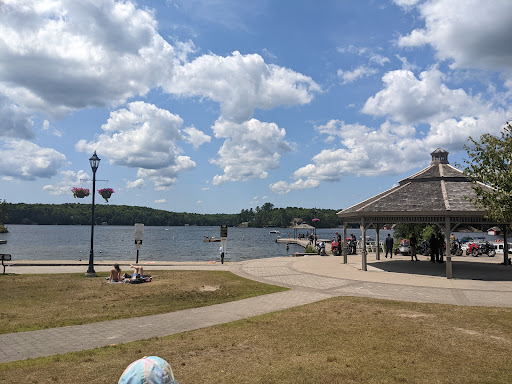 Rosseau Waterfront Park - Thumbnail