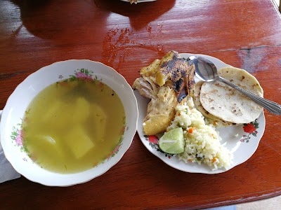 Photos of CHICHARRONERA ESTUARDO