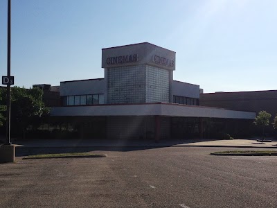 Photos of Cinemark Western Hills 14