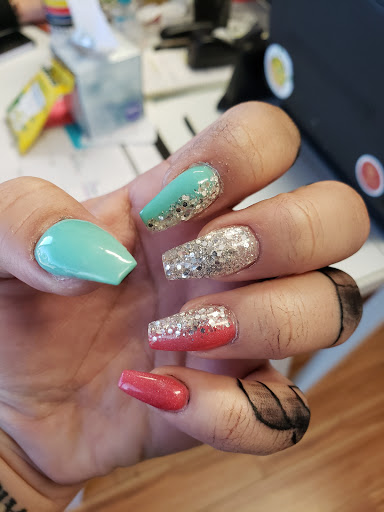Glamor Us Salon - Thumbnail