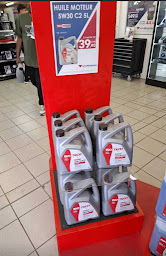 Photo n°16 de Autodistribution Normandie Maine à Sablé-sur-Sarthe (Magasin d'accessoires pour poids lourds)