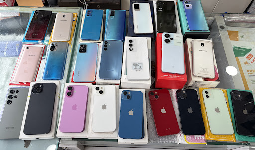 Second hand mobile available best condition best price post image