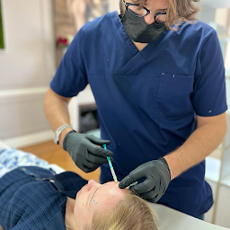 Photo n°23 de Dr Farès BELHASSEN - Chirurgie plastique et esthétique à Nice à Nice (Chirurgien esthétique)