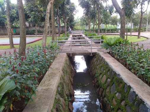 Taman Kembang Sepatu, Author: Hardian Saputra