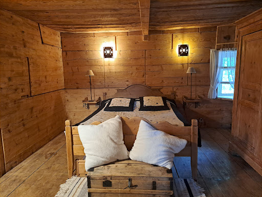 Le Meix Lagor Gallery - France