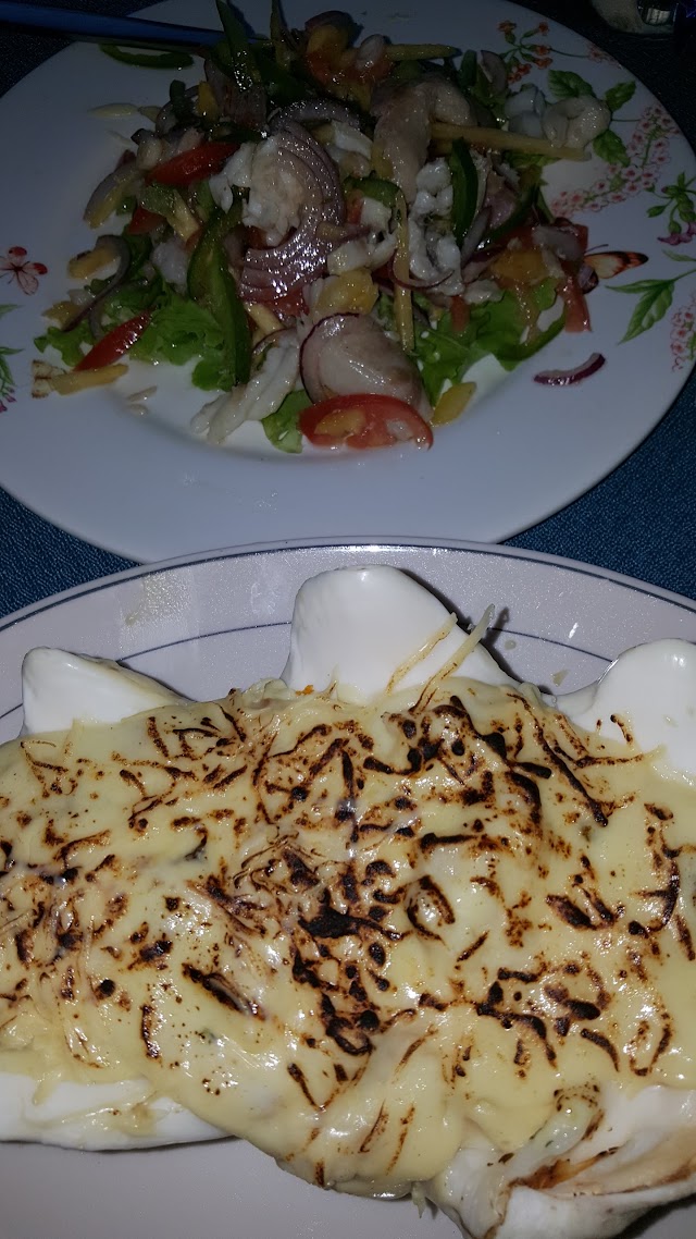 D'Ernys Restaurant