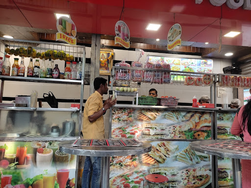 If you’re planning a birthday party celebration in Thane, Samarth's Food Divine is the ideal venu…