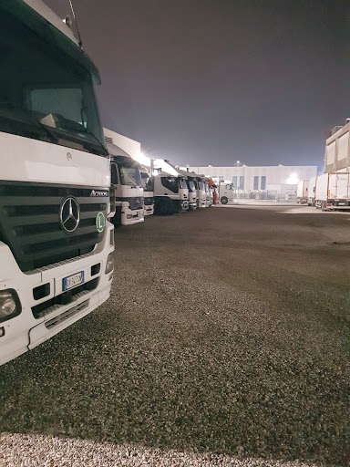 Trasporti Refrigerati Maistro S.R.L. Gallery - Italy