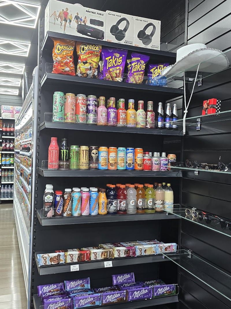 Hull Whitefriargate convenience store photo 2