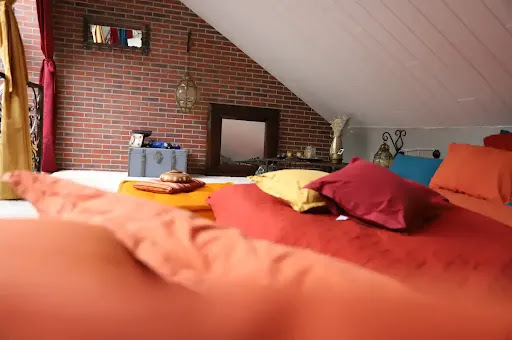 Photo de Loft Résidence: Villa de luxe piscine, sauna et salle de réception, mariage séminaire, proche Paris, Essonne, Île-de-France à Bruyères-le-Châtel (91680)