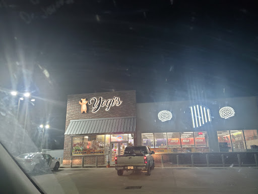 Yogi's Exxon - Visual