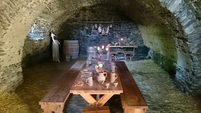 Photos of Corn&scaron;tejn Castle