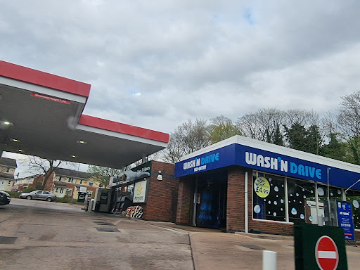 Morrisons Daily- Queens Park Logo