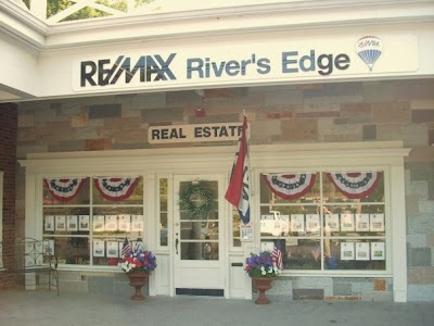 RE/MAX River