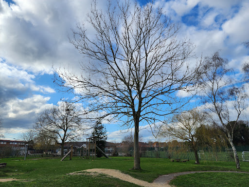 Broomwood Park - Thumbnail