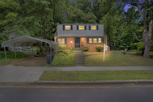 Caroline Doong Real Estate - Thumbnail