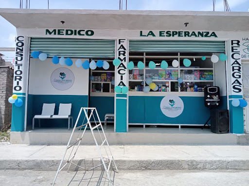 Consultorio médico y farmacia "La Esperanza"