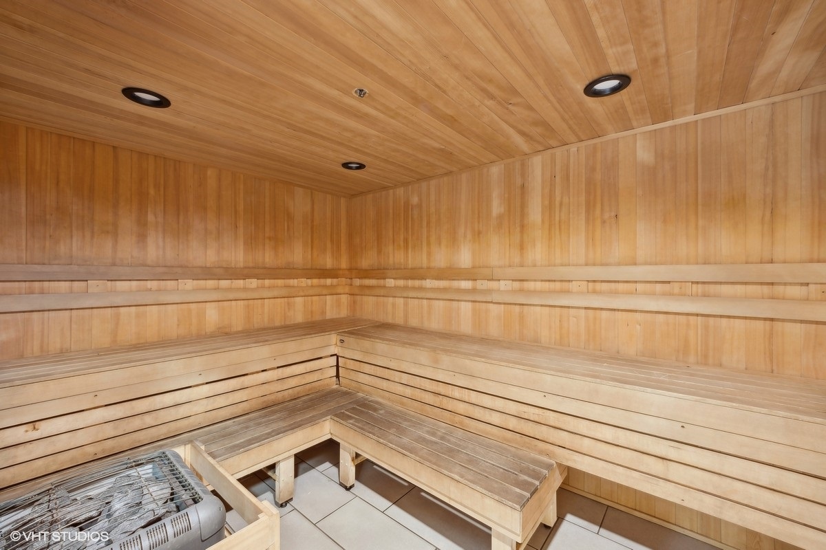 Crunch Fitness photo 4