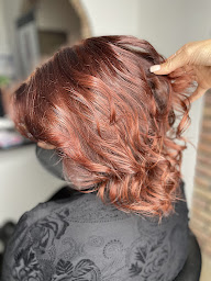 Photo n°7 de Celebrity Hair à Meurchin (Salon de coiffure)