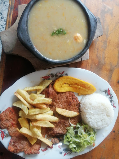 Asadero y Restaurante El Portón Donde Amarillo