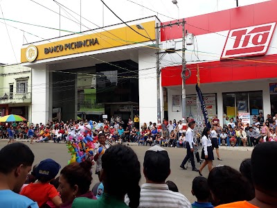 Photos of T&Iacute;A Vinces