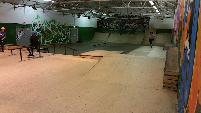 The Pioneer Club - Skatepark