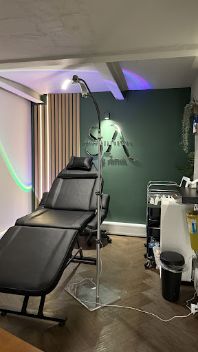 Smile Aesthetics by Jamie