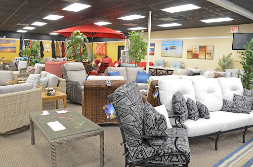 Billiards, Barstools and Patio - Thumbnail
