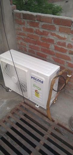 Outdoor unit installation post image
