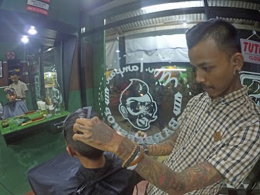 Mr. Tampan Barbershop Cab. Bugel, Author: Mr. Tampan Barbershop Cab. Bugel