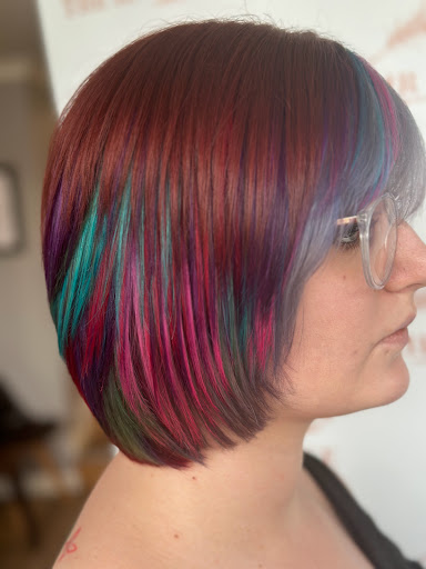 Almond Bennett Hairdressing - Thumbnail