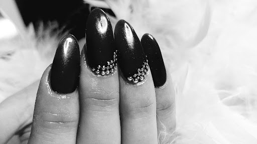 Amandas Amazing Nails