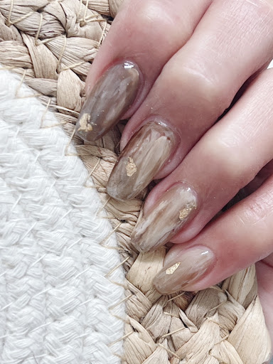 日初Nail 美甲評價、價格、網友推薦資訊 - 細心服務與多元款式