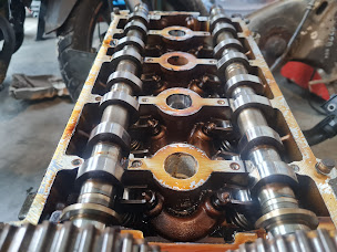 Photo n°16 de Atelier DAMS - Formation mécanique pour particulier; dépannage tous types d'engins, restauration et aménagement de Van à Méaudre (Atelier de réparation de tracteurs)