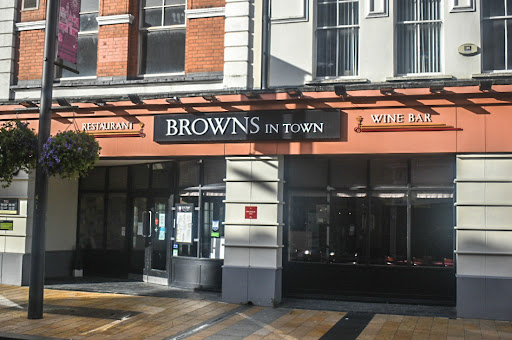 Browns In Town - Thumbnail