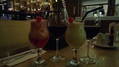Photos of Blend Wine & Co.