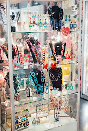 Photo n°6 de La Pie en Rose à Divonne-les-Bains (Service de réparation de bijoux)