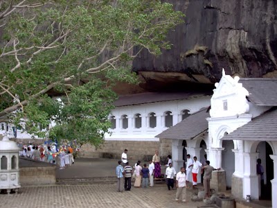 Photos of Rangiri Dambulu Raja Maha Viharaya