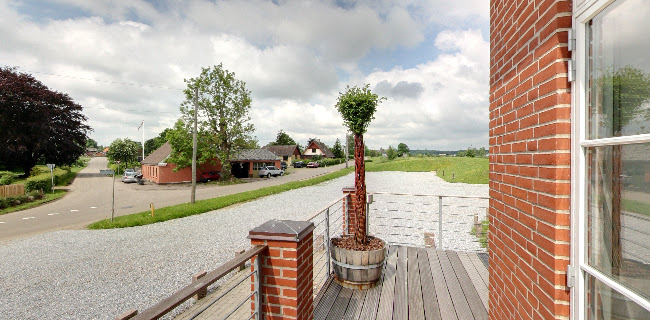 http://www.restaurantkongelunden.dk/