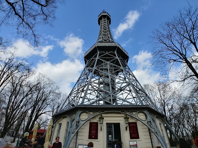 Tour de Petřín